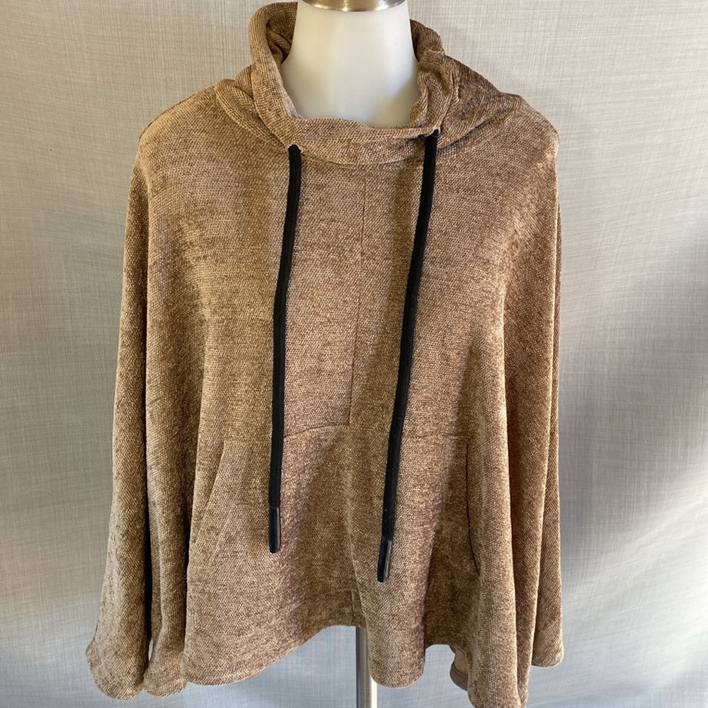 Zara poncho/ cape size medium